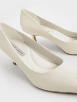Emmy Pointed Kitten Heel Pumps -Charles & Keith 2021 L6 CK1 60361352 41 7