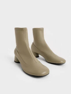 Stitch-Trim Cylindrical Heel Ankle Boots -Charles & Keith 2022 L6 CK1 90280042 37 3