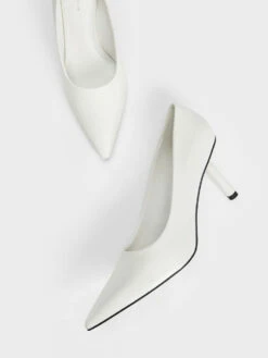 Pointed-Toe Cylindrical Heel Pumps 17 Pointed-Toe Cylindrical Heel Pumps -Charles & Keith 2022 L7 CK1 60361436 41 8