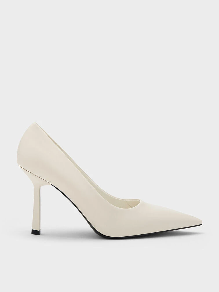 Pointed-Toe Pumps 3 Pointed-Toe Pumps