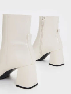 Curved Block Heel Ankle Boots -Charles & Keith 2023 L6 CK1 90360387 41 5