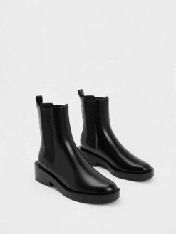 Pull-Tab Chelsea Boots -Charles & Keith 2023 L6 CK1 90920127 01 3