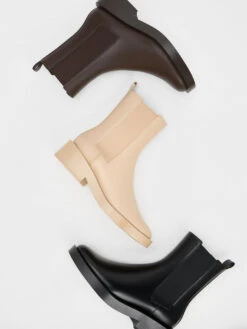 Pull-Tab Chelsea Boots -Charles & Keith 2023 L6 CK1 90920127 01 7