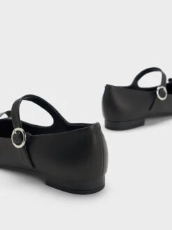 Bead-Embellished Leather Bow Mary Jane Flats 9 Bead-Embellished Leather Bow Mary Jane Flats -Charles & Keith 2023 L7 SL1 71790022 1 01 5